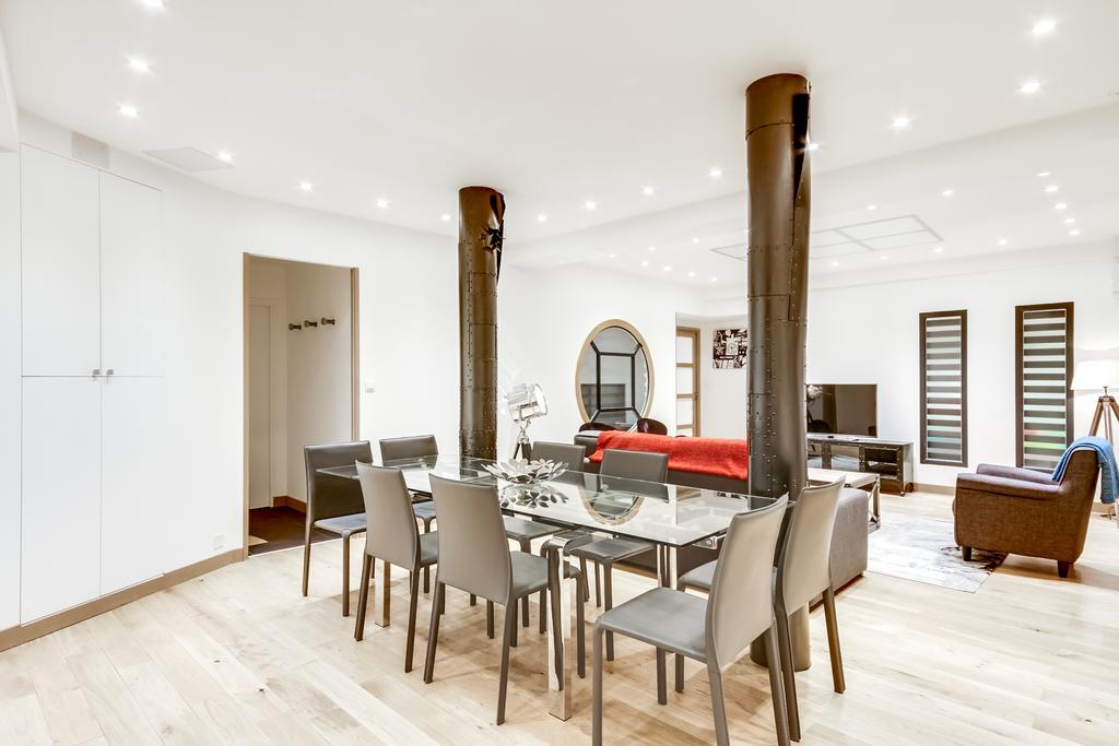 Just Renovated 138m2 On The Seine Appartamento *